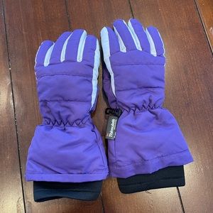 Oshkosh, purple insulated gloves, size small
